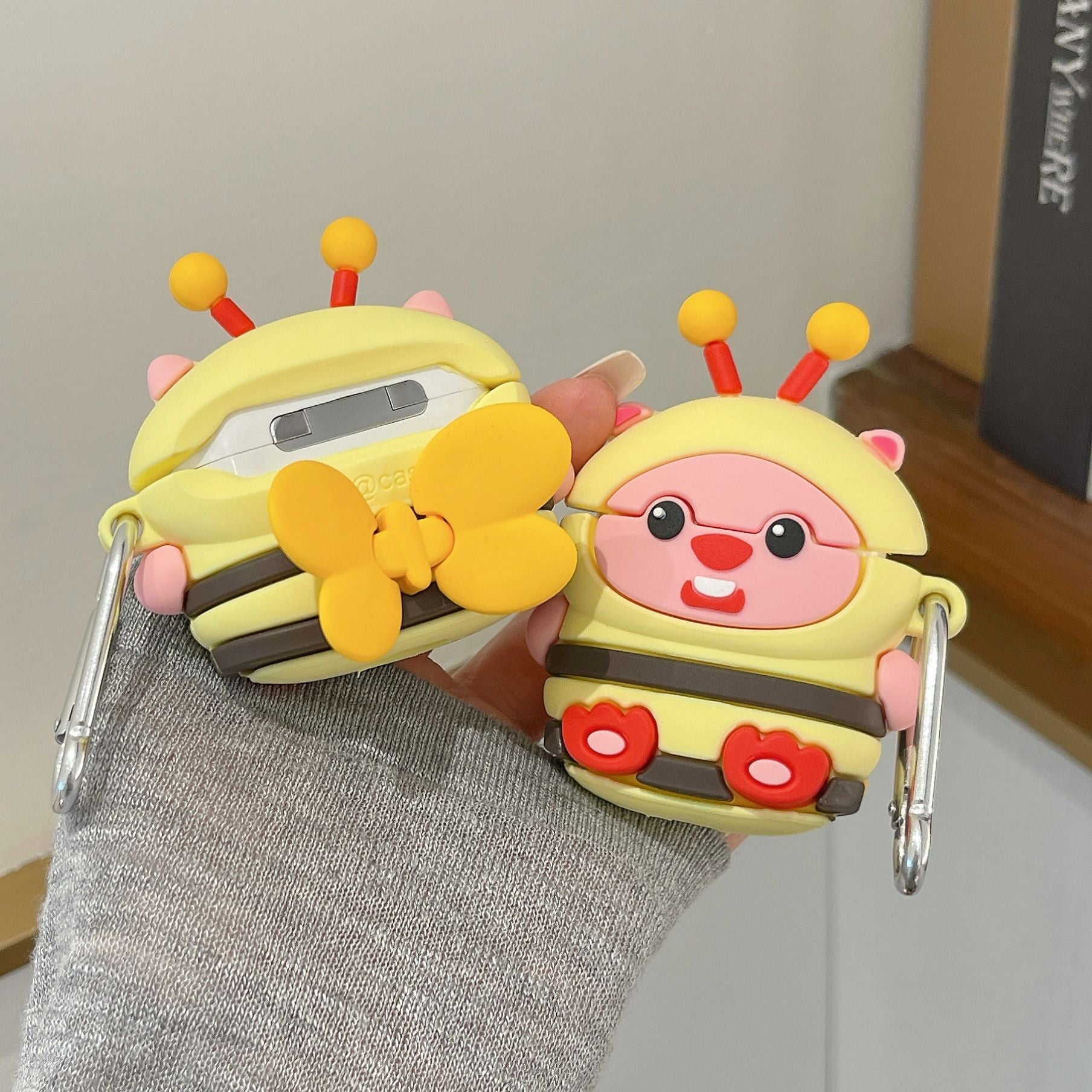 AirPods Case | Vazico Creative Cartoon Bee Beaver